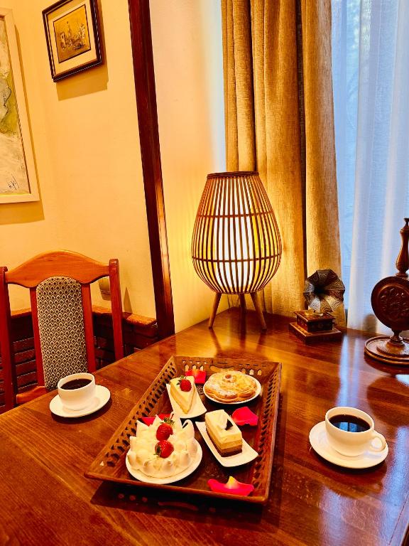 Breakfast Room